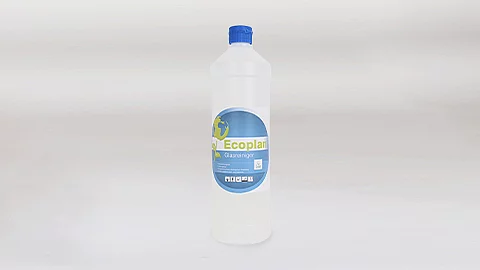 Glass cleaner bottle: Ecoplan glass cleaner on a white background